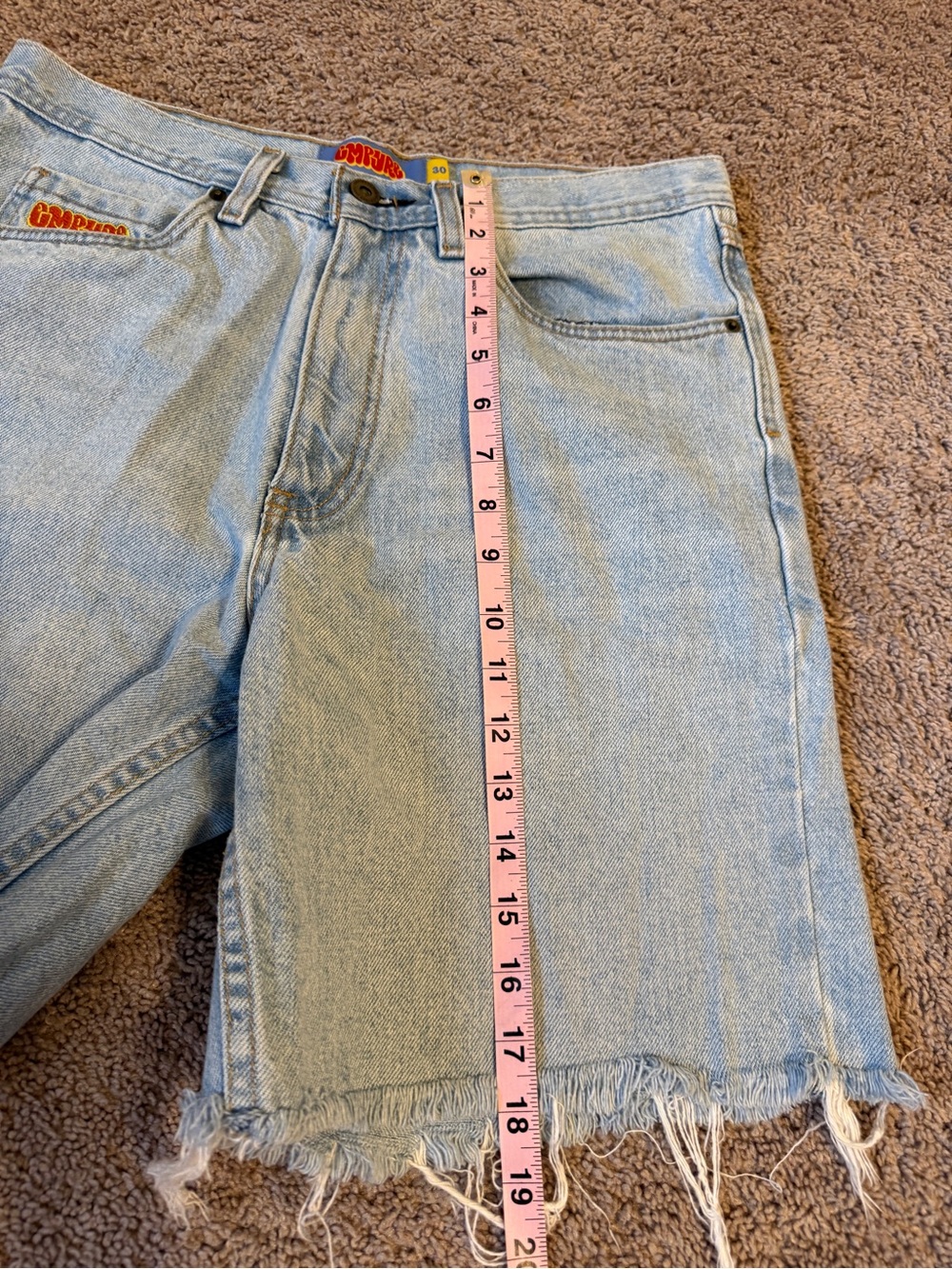 Empyre vintage Light Wash Denim Cutoff Shorts with Frayed Hem - Picture 9 of 11